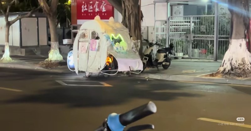 还有更逆天的电鸡😧还有更逆天的电鸡😧