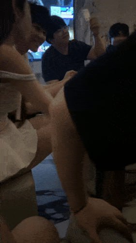 16强回家后，疑似BLG选手和教练组团商K潇洒16强回家后，疑似BLG选手和教练组团商K潇洒