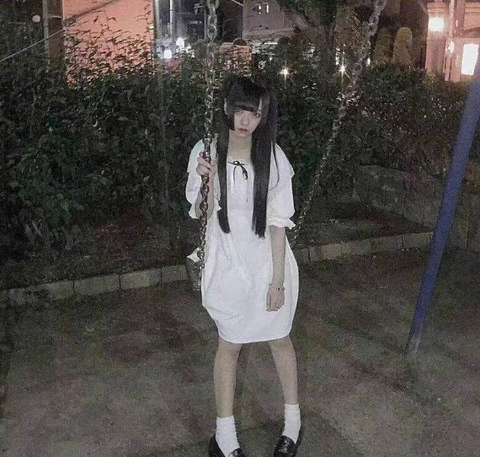 女朋友叫我帮她拍照，技术不错吧女朋友叫我帮她拍照，技术不错吧