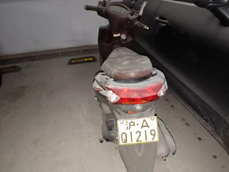 沪爷专享拍卖，车评估2500，牌照评估48万，起拍价34万👀沪爷专享拍卖，车评估2500，牌照评估48万，起拍价34万👀