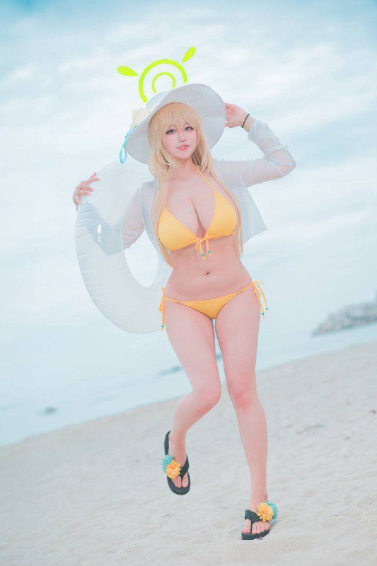 #Cosplay #NSFW#Cosplay #NSFW