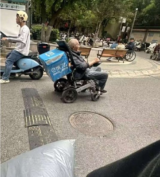 老年外卖员再就业
