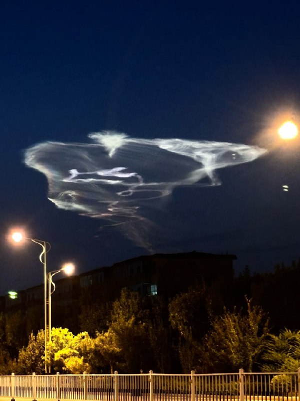 北京天空突现神秘