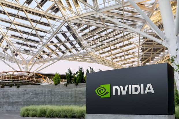 NVIDIA的股价于美国时间 6 月18 日周二午盘上涨3.2%，以3.34 兆美元市值超越微软，成为全球市值最高的的上市公司