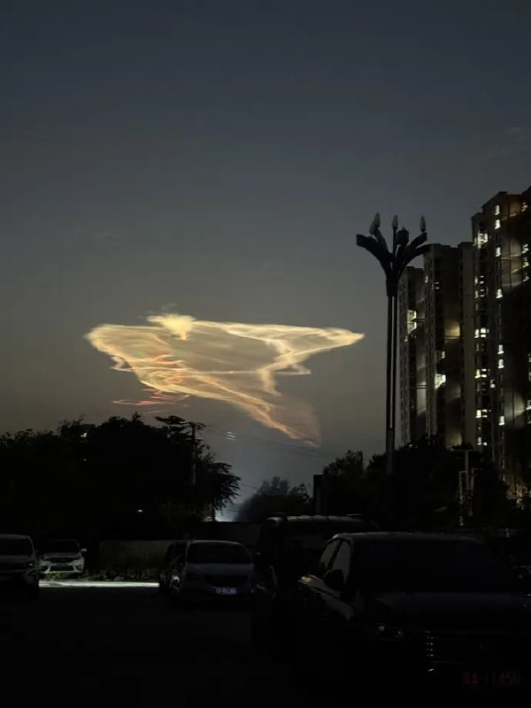 北京天空突现神秘