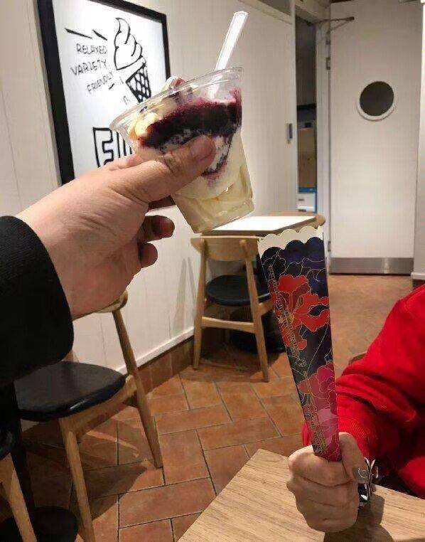 艹艹