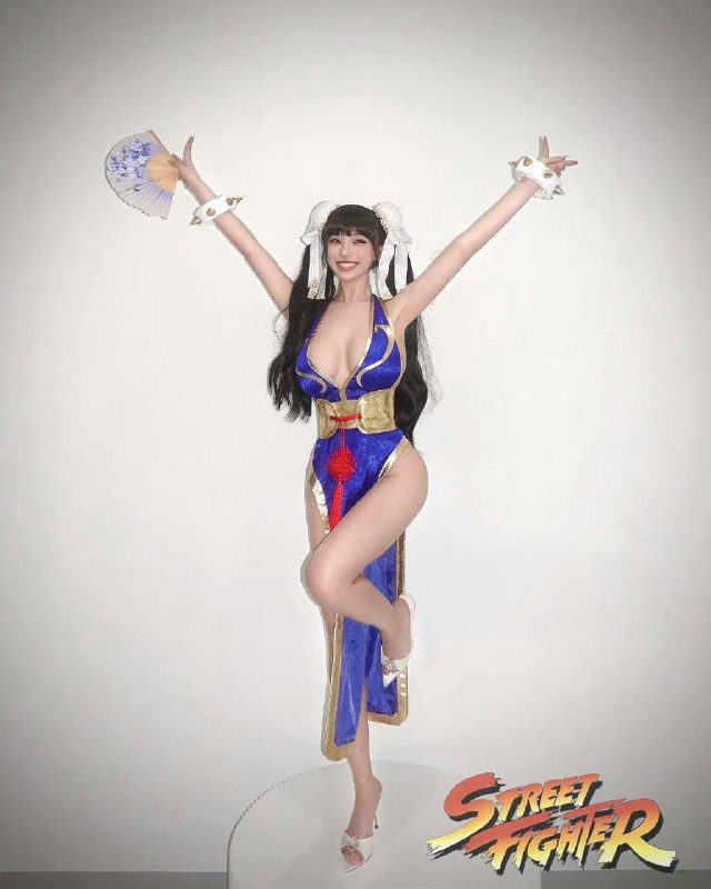 #Cosplay #NSFW#Cosplay #NSFW