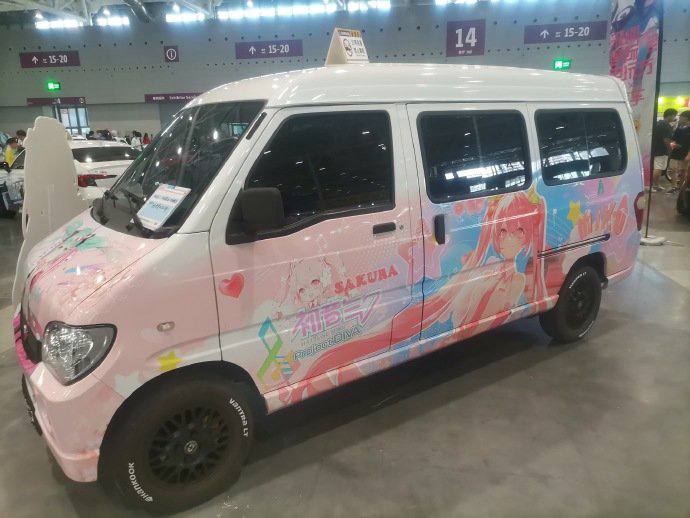 五菱之光初音未来痛车五菱之光初音未来痛车