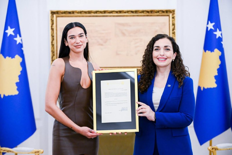 Dua Lipa已被科索沃总统维约萨·奥斯马尼授予科索沃公民身份