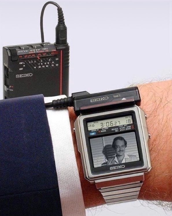 Seiko 电视手表（1982 年），当时堪称划时代的电子产品