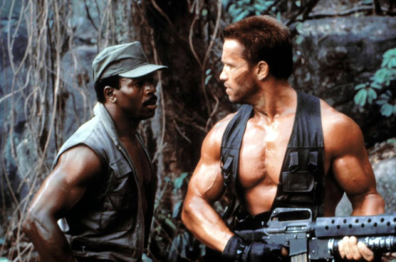 传奇硬汉 卡尔韦瑟斯 于本周四在睡梦中安详去世，享年76岁