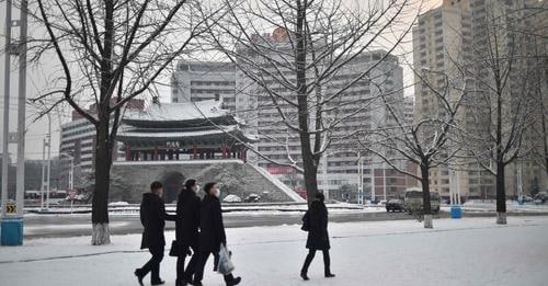 朝鲜媒体星期天（12月18日）报道中国等周边国家冠病疫情冬季再抬头的相关动向，并呼吁民众彻底做好疫情防控准备