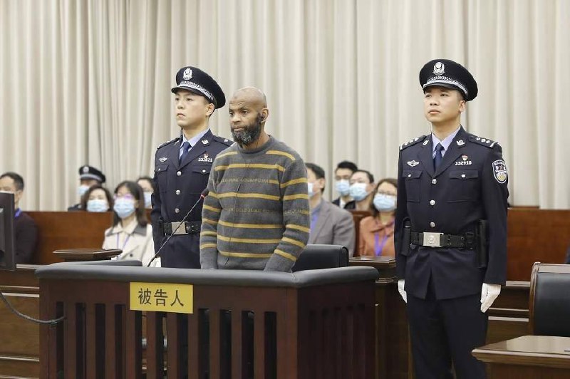 浙江省宁波市中级人民法院于2022年4月21日一审公开宣判美国籍被告人沙迪德·阿布杜梅亭故意杀人一案，对被告人沙迪德·阿布杜梅亭以故意杀人罪判处死刑