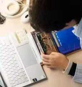 艹艹